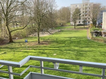 Helle 3-Zimmer-Wohnung mit Blick ins Grüne in Duisburg Neumühl