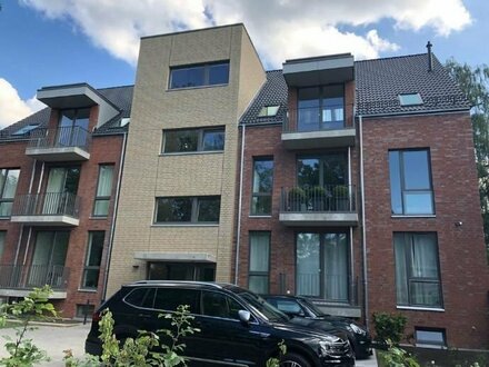 Helle Erdgeschosswohnung mit kleinem Gartenanteil im wunderschönen Alstertal, zentrale Lage von Wellingsbüttel