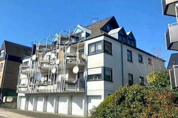 Im Herzen von Lindlar: vermietete 3-Zimmer Wohnung mit Balkon und Tiefgaragenstellplatz