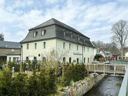 Denkmalgeschütztes, ehemaliges Hotel in den sächsischen Staatsbädern