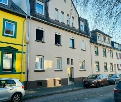 Mannheim-Feudenheim! Frisch Sanierte 2-Zimmer- Wohnung im Erdgeschoss