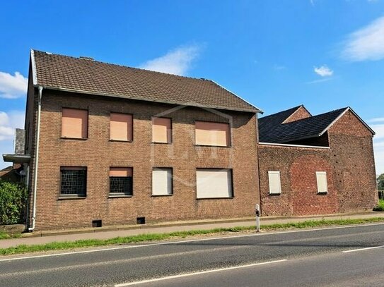 Vierkanthof mit Grünland in Mönchengladbach