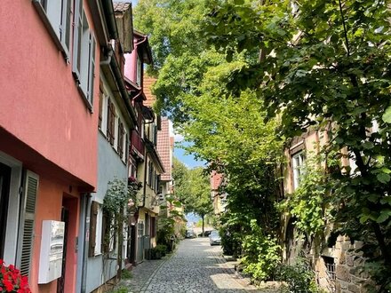 Traumhafte 2-Zimmer Wohnung in historischer Altstadtgasse – Wohnen im Herzen Esslingens!