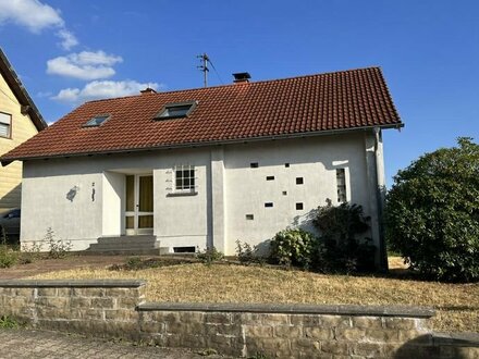 freistehendes Einfamilienhaus mit schönem Garten in Bexbach-Frankenholz