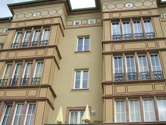 Tageslichtbad, mit Balkon, in Uni Nähe auch für WG geeignet