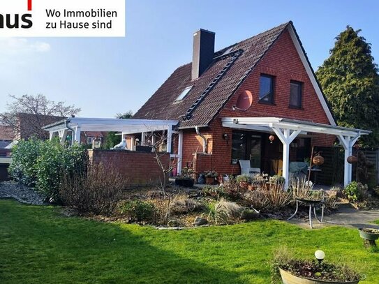 Energetisch saniertes Einfamilienhaus mit zusätzlichem Bungalow