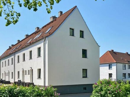 17 Minuten von Halle: 5 Zi, vermietetes saniertes Reihenhaus mit Terrasse, Garten und Stellplatz