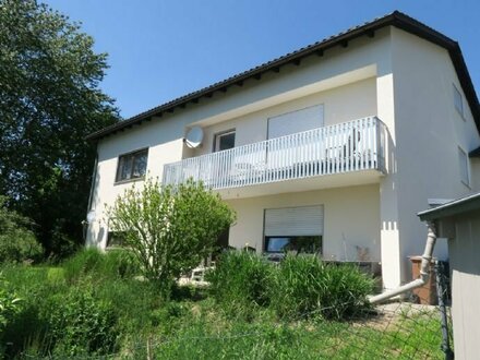 Zweifamilienhaus mit Fernblick über Deggendorf in ruhiger Wohnlage