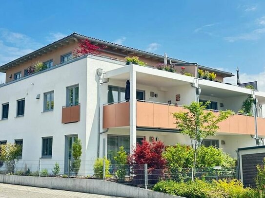81 m2-Penthousewohnung (KfW-55) mit 39 m2-Dachterrasse u. freiem Blick - Neuhausen b. Deggendorf!