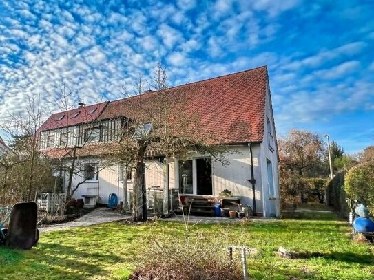 Erfüllen Sie sich Wohnträume: Historische Doppelhaushälfte in Buchenbühl