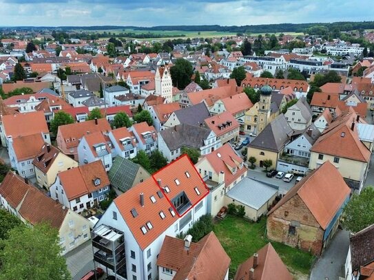 Frei & sofort beziehbar - exklusive Maisonettewohnung in der Altstadt von Weißenhorn