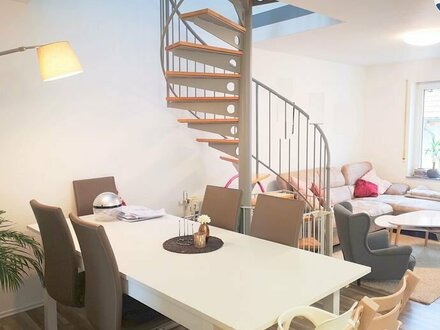 Helle, offene 4-Zimmer-Maisonette-Wohnung in Karsau mit Balkon und Tiefgaragenstellplätzen!