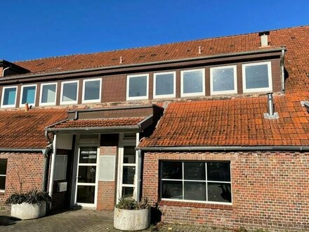 Großzügige Büro- /Praxisfläche in Neuengroden