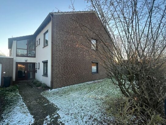 Stuhr-Varrel! Großzügige 3,5 Zimmerwohnung mit Garage und Sauna in ruhiger Wohnlage!