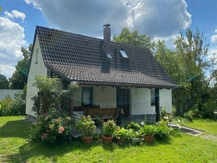 Charmantes kleines Einfamilienhaus auf schönen Grundstück in Königsbrück
