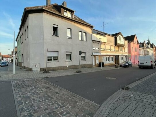 2 Zimmer Wohnung in zentraler Lage von Völklingen zu vermieten!