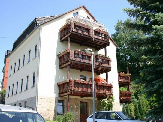 Zeller Berg 3-Raum-Wohnung mit Balkon