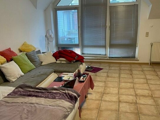 Große 3 Zimmer, Küche, Bad Balkon Wohnung im 2.OG in Wilhelmshaven