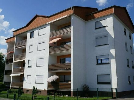 Niederrodenbach: elegante 3 Zimmer Wohnung mit Loggia, Garage. PKW-Stellplatz in ruhiger Lage