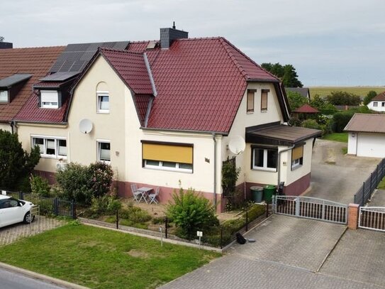 Haus mit großem Grundstück in ländlicher Lage