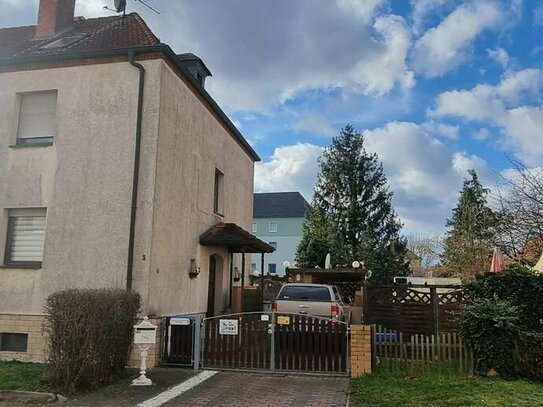 2 Familienhaus mit Einliegerwohnung ca. 170m² Wohnfläche und ca. 400m² Garten