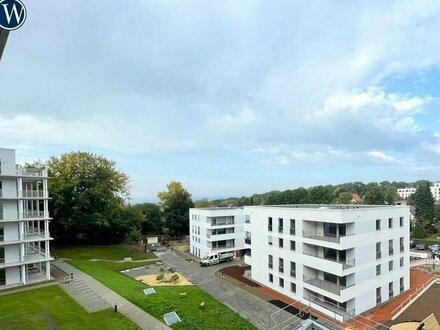 NEUBAU-Erstbezug: 4 Zimmer, Eck-Balkon zum Innenhof, Einbauküche, Gäste-WC, modernes Bad, Aufzug