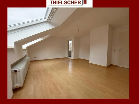 Attraktive 2-Zimmer-Dachgeschosswohnung mit Balkon und Kellerraum in guter Lage von Übach-Palenberg