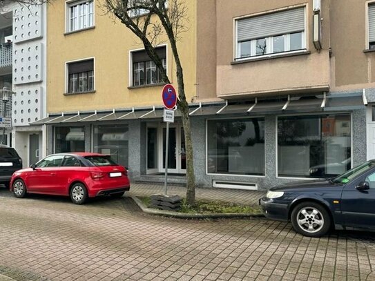 Dillingen: Ladenlokal mit großen Fensterflächen in bester Lage und mit Parkmöglichkeiten