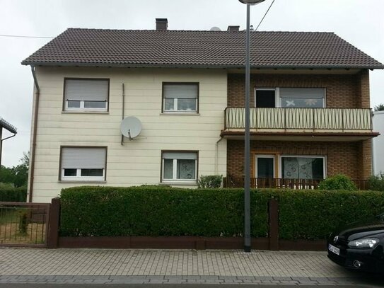 Gepflegtes 2 Familienhaus in schöner Lage in Winzeln