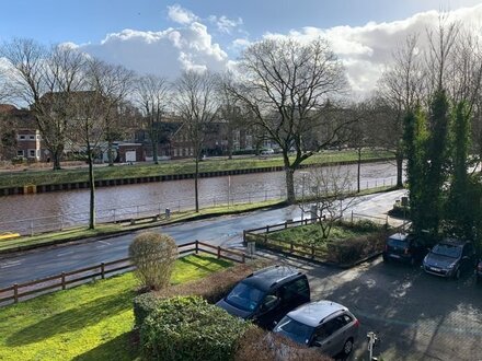 Maisonette-Eigentumswohnung mit unverbautem Blick auf den Kanal