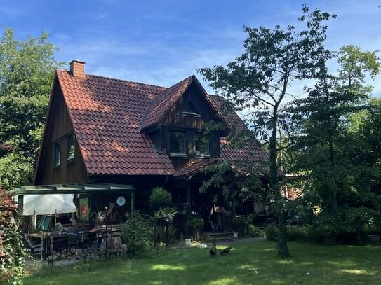 Freistehendes Holzhaus in idyllischer Lage!