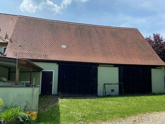 Ehemalige Hofstelle - Einfamilienhaus mit zwei Scheunen und großem Grundstück