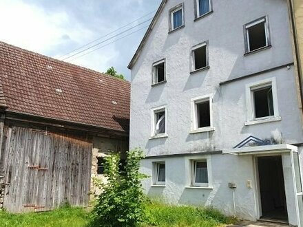 Ehemaliges landwirtschaftliches Anwesen mit Gewölbekeller in Stuppach - am Ortsrand gelegen! Teilverkauf möglich!