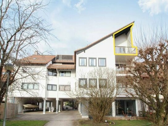 Naturnah vor den Toren Münchens: Gepflegte 2-Zi.-Dachgeschosswohnung mit Balkon in Gröbenzell!