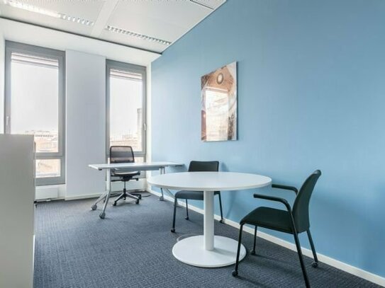 All-inclusive-Zugang zu professionellen Büroräumen für 2 Personen in Regus City Plaza