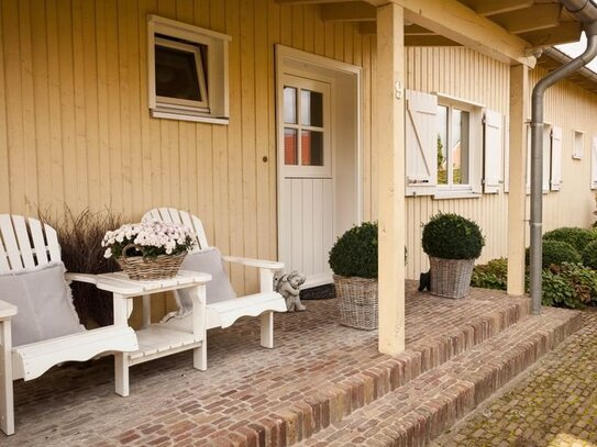 Individuelles Architekten-Holzhaus mit Wohlfühlgarten in Adenbüttel