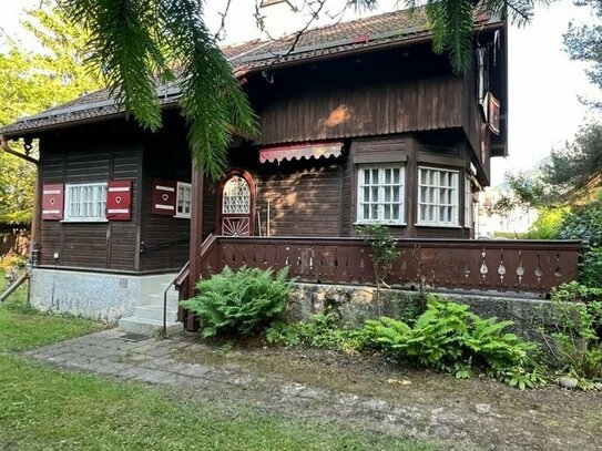 Kleinod in Bad Reichenhall: Zauberhaftes Baudenkmal in bevorzugter Innenstadtlage!