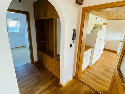 Geräumige, helle 5,5 Zimmer Wohnung