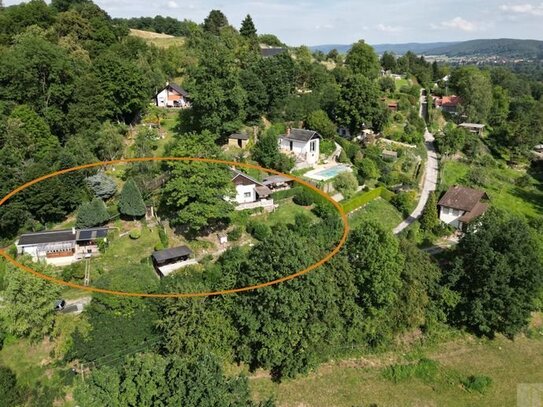 Sie suchen Erholung? Dann schnell raus in Grüne! | Stadtnahes Ferienhaus mit separatem Bungalow und großem Garten | 3 T…