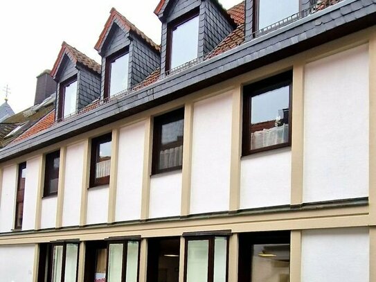 Altstadtflair im Herzen Oberursels! Charmantes modernisiertes Mehrfamilienhaus mit Gewerbeeinheit