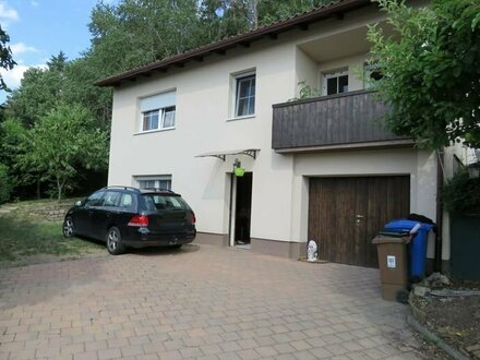 Einfamilienhaus mit Einliegerwohnung in ruhiger Waldrandlage mit Weitblick zw. Stallwang und Traitsching