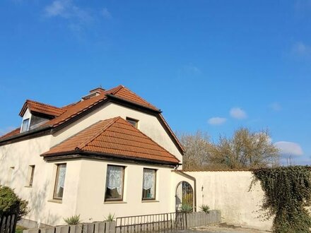 1000 m² Grundstück mit Einfamilienhaus + Garage + Pool + Sauna / Panketal (OT Zepernick)