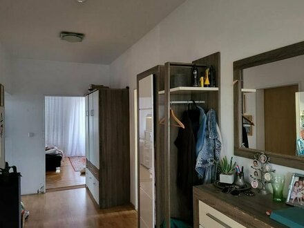 Von Privat zu vermieten DG-Wohnung 5 Zimmer