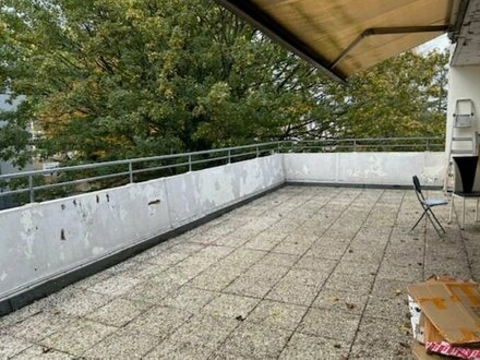 * 1 Monat mietfrei * 4 - Zimmer - Terrassenwohnung mit sonniger Terrasse ca. 50 qm *