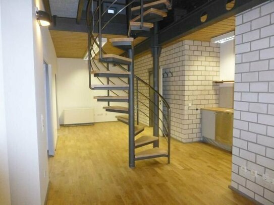 Frechen, renov. Bürohaus, nur Büro!!! Loftcharakter, ideal Architekt, Rechtsanw.usw. 2 gr. Räume, teilbar in 4, 2 KFZ-S…