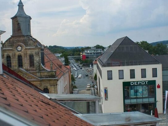 *Stadtmitte charmante Wohnung über 3 Etagen mit Dachterrasse!