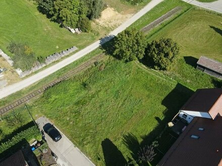 Traumhaftes Baugrundstück in Ortsrandlage in Fischach! Fertig erschlossen mit Bebauungsplan!