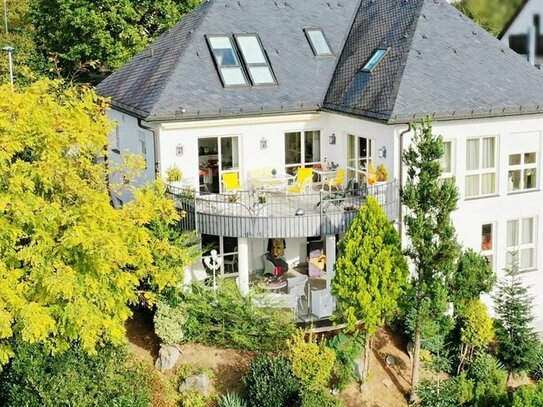 Repräsentatives Einfamilienhaus mit herrlicher Aussicht in Linsengericht