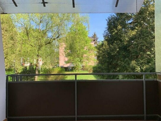 Wohnen im Grünen mit 2 Balkonen - renovierungsbedürftig