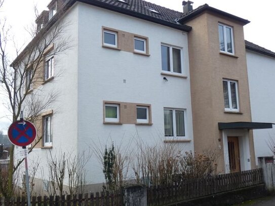 Solides Mehrfamilienhaus mit Potential!